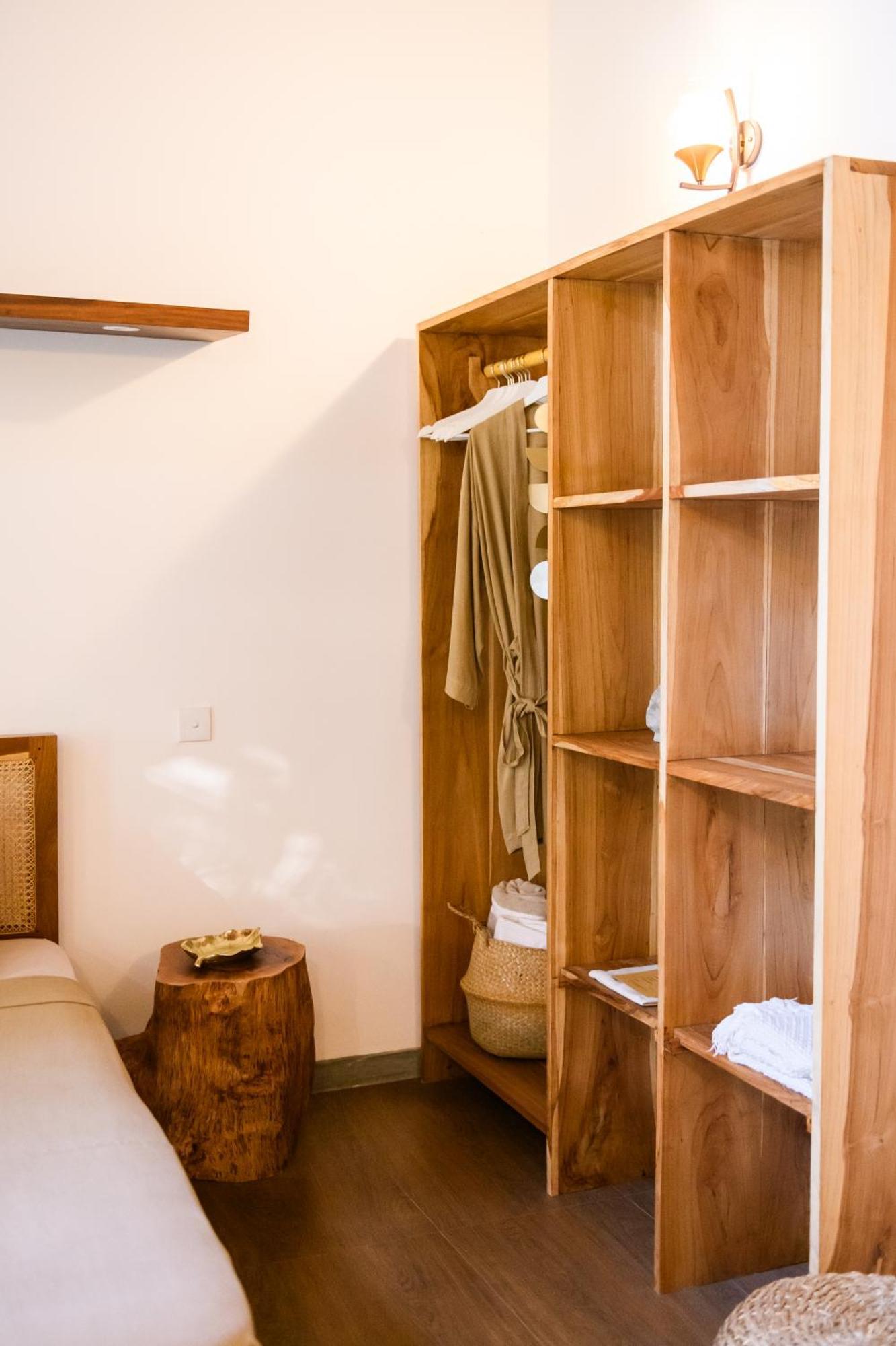 Roots Retreat Otel Unawatuna Dış mekan fotoğraf