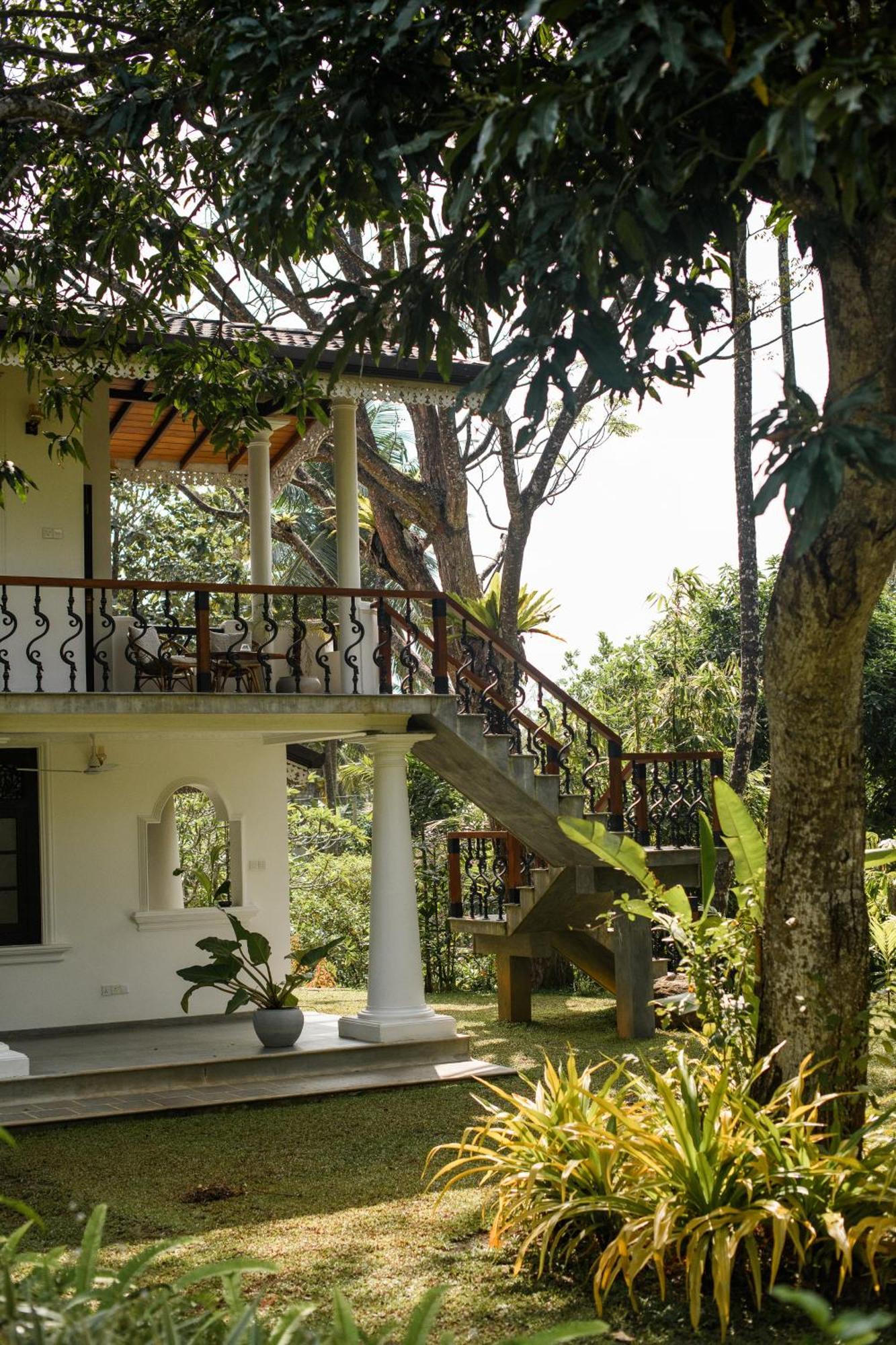 Roots Retreat Otel Unawatuna Dış mekan fotoğraf