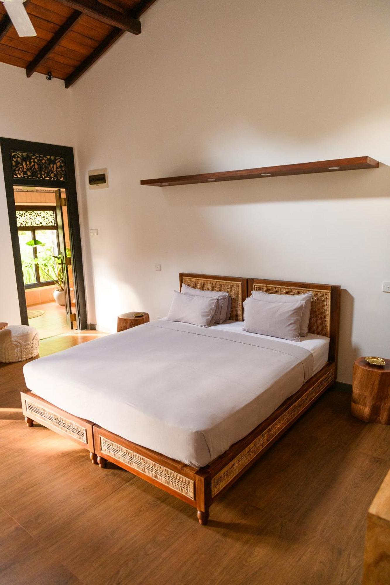 Roots Retreat Otel Unawatuna Dış mekan fotoğraf