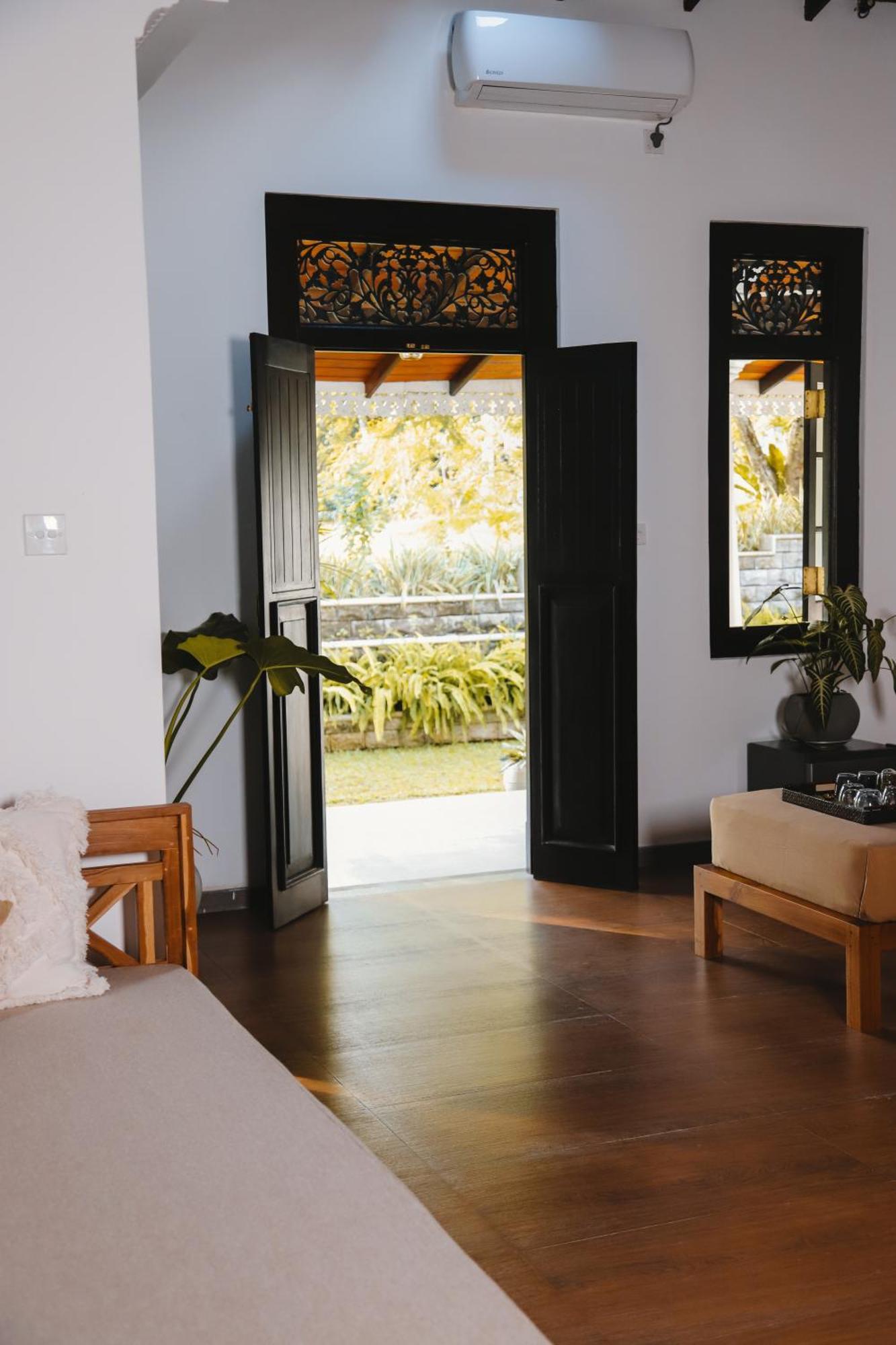Roots Retreat Otel Unawatuna Dış mekan fotoğraf